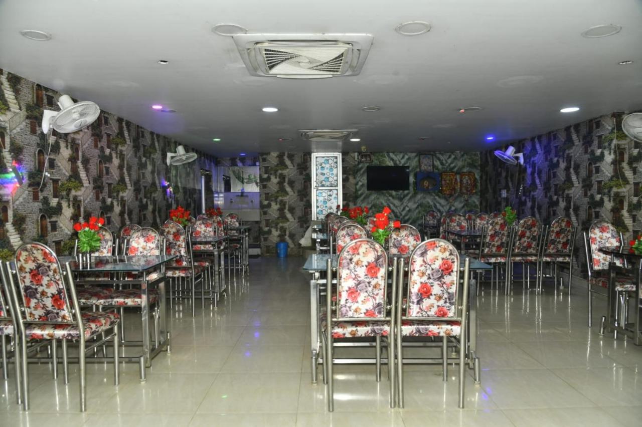 Hotel Ayush International Balasore エクステリア 写真