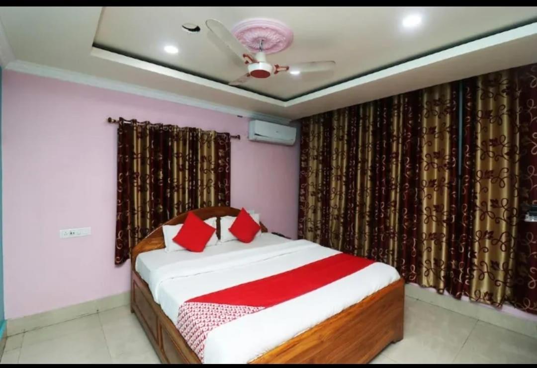 Hotel Ayush International Balasore エクステリア 写真