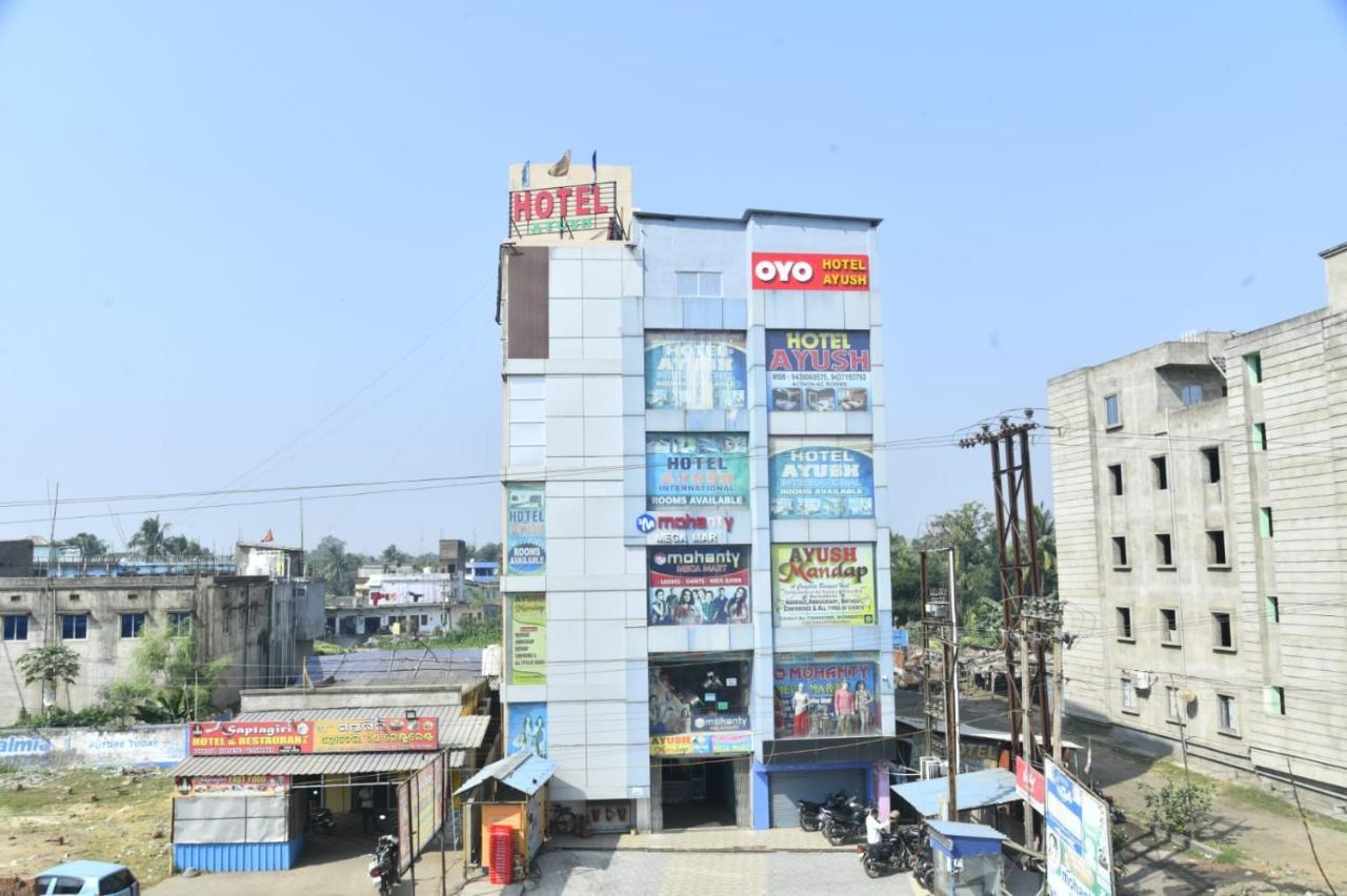 Hotel Ayush International Balasore エクステリア 写真